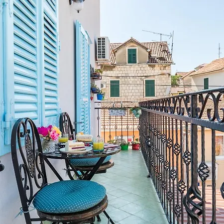 Blue Dreams In The Old Town With A Sea View Apartamento *