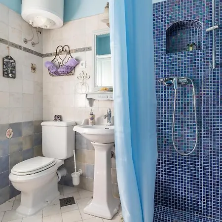 Blue Dreams In The Old Town With A Sea View شقة