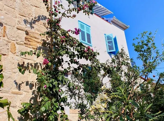 Blue Dreams Apartments Split Old Town - Sea View With Balcony & Terrace アパート スプリト